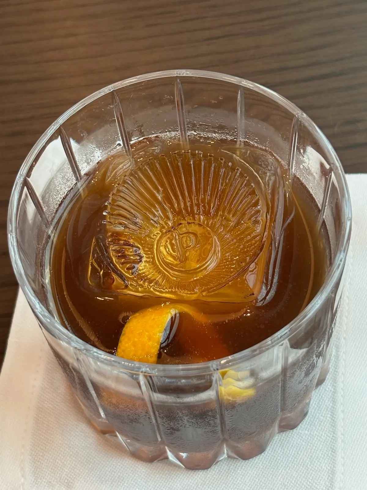 Cocktail at Canes and Tales in the Waldorf Astoria Osaka.